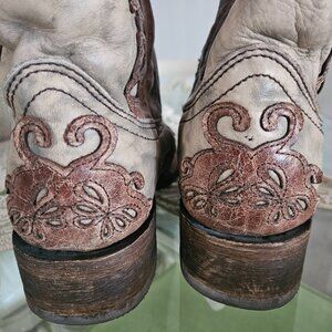 Corral  Handcrafted Womens Boots